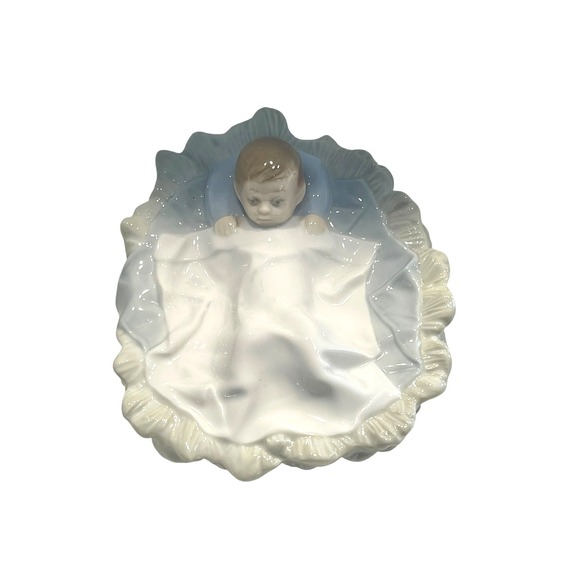 NAO Lladro Baby Jesus Nativity Figure Gloss Finish 1985 - 6"L Mint - Picture 1 of 7